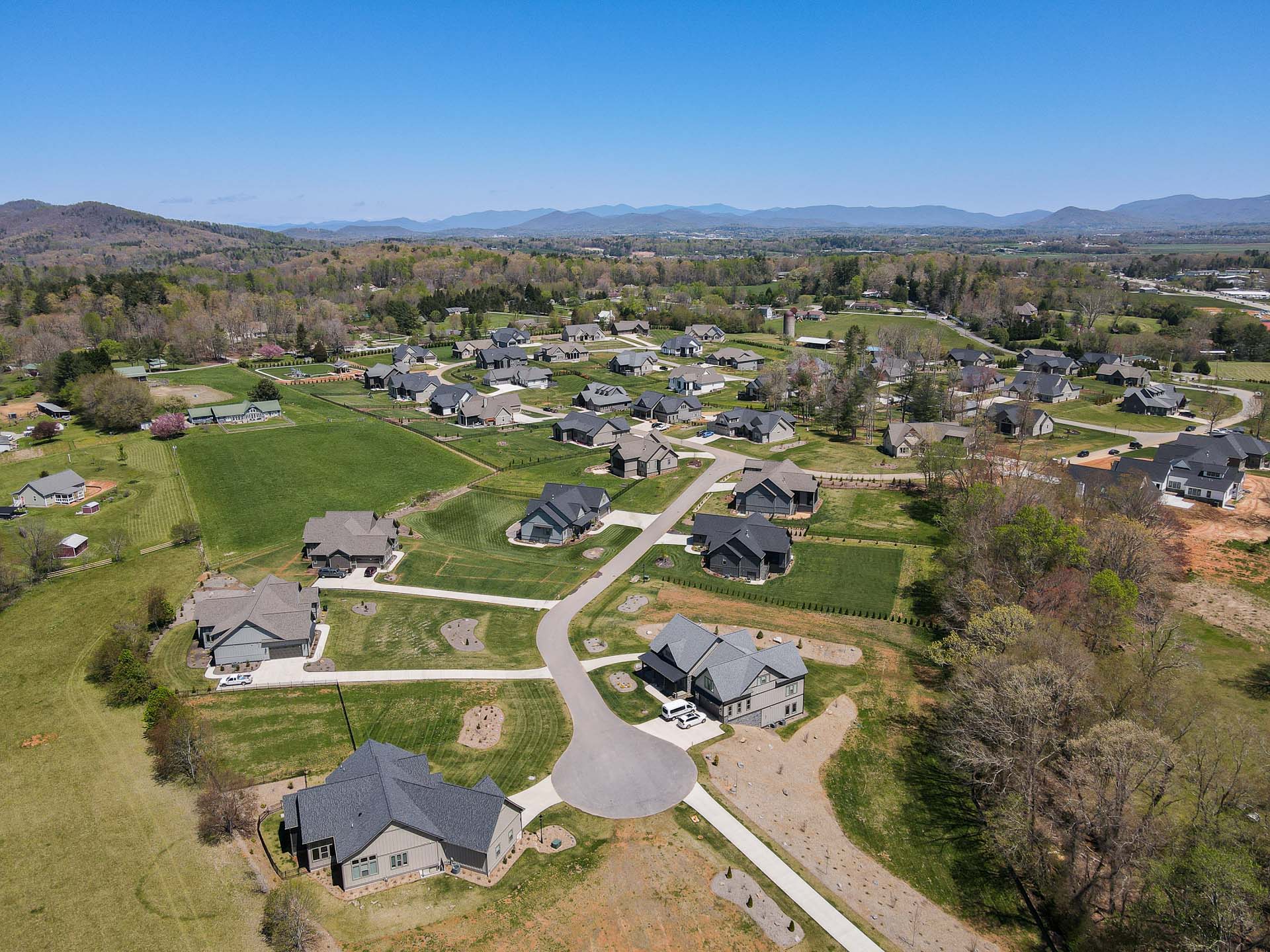 Mills River Crossing North. Victoria Hills Custom Home Builder in Arden, North Carolina. Arden Homes